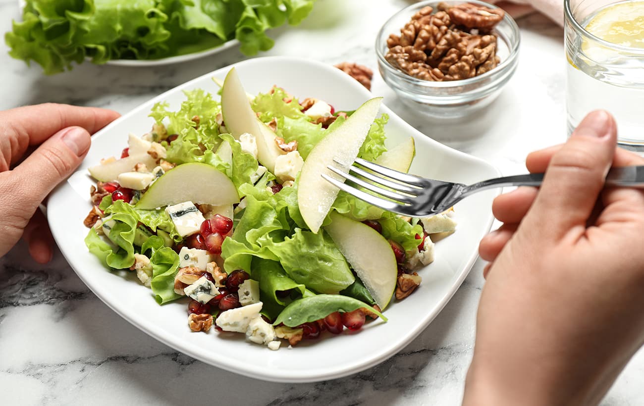 Salada com pera