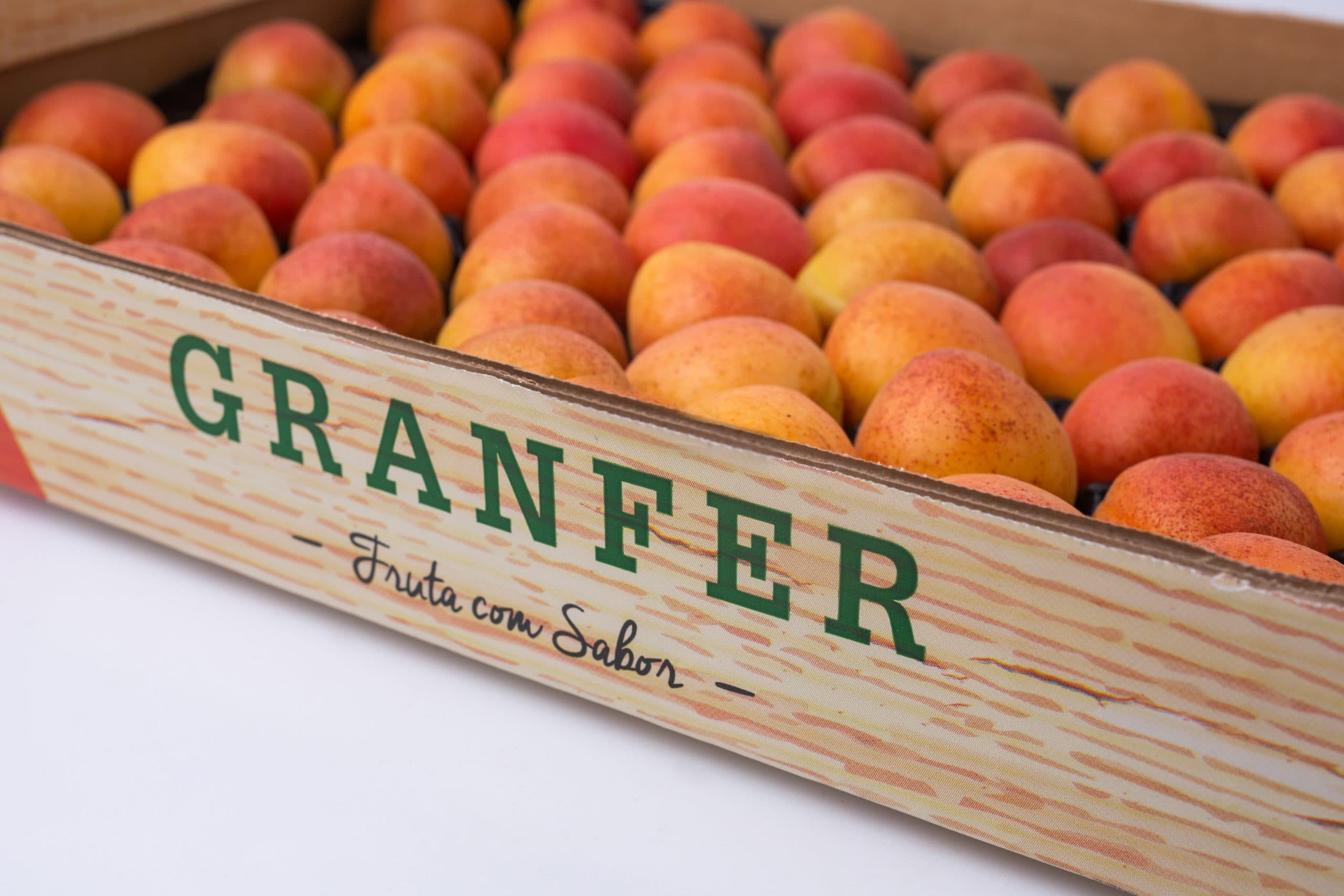 EUROFRUIT "Início antecipado para damascos portugueses"